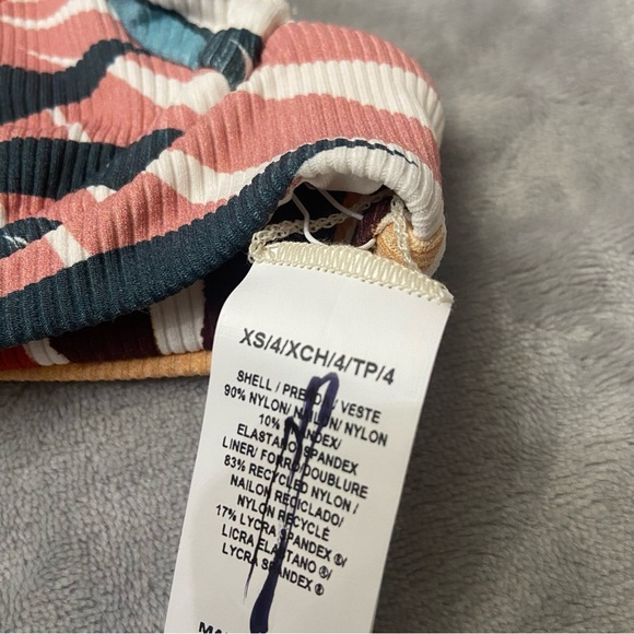 New! Vitamin A Demi underwire bikini top Cypress Tropical Print 10654 - Picture 5 of 7